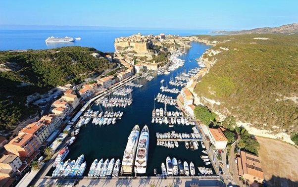 Puerto Bonifacio Merca2.es