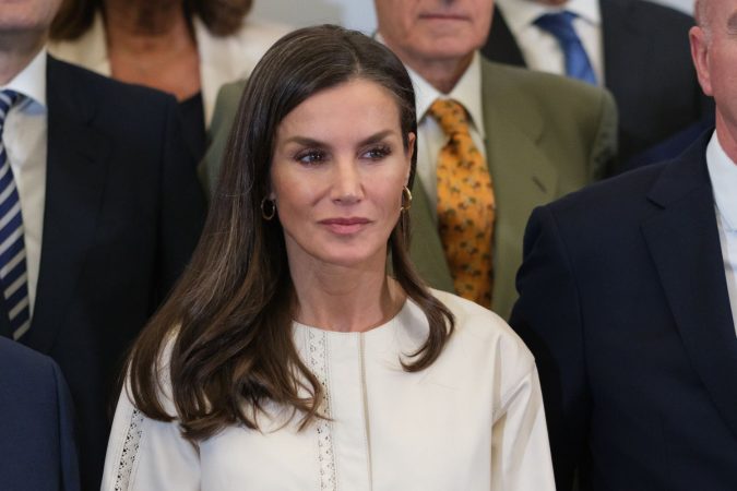La reina Letizia siempre protagonista, para lo bueno y para lo malo, según Vanidades.com