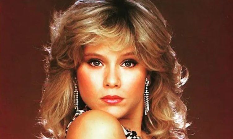 El incidente en el avión que hizo que Samantha Fox pasara la noche en la cárcel