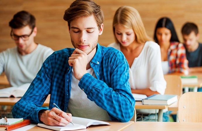 El método usa reglas para ser útil para memorizar