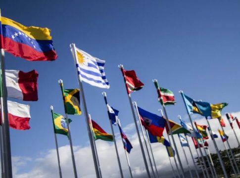 banderas-america-latina-latinoamerica-700x466