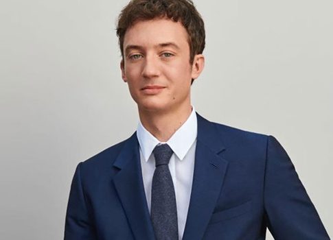 Louis Vuitton (LVMH) nombra a Frédéric Arnault nuevo consejero delegado de su división relojera Louis Vuitton (LVMH) nombra a Frédéric Arnault nuevo consejero delegado de su división relojera