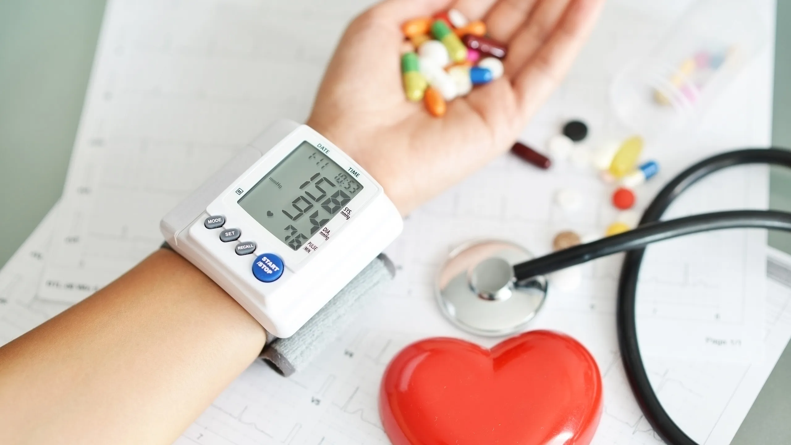 Tácticas vitales y sencillas para combatir la hipertensión 3 Merca2.es CUIDA DE TU SALUD CARDIOVASCULAR