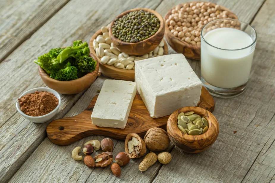 Proteínas: El error fatal en tu dieta que podría costarte la salud 2 Merca2.es INFLUENCIA DEL ENTORNO Y LA CULTURA