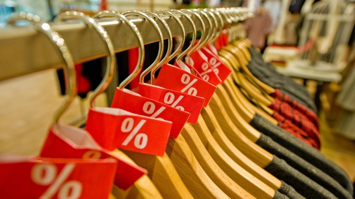 Los consejos de la OCU para devolver o cambiar artículos en época de rebajas