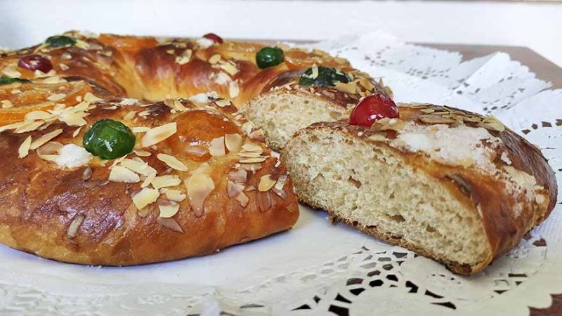 La OCU nos enseña a reconocer si un roscón de Reyes es de buena o mala calidad 1 Merca2.es Las señales clave para detectar un buen roscón de Reyes