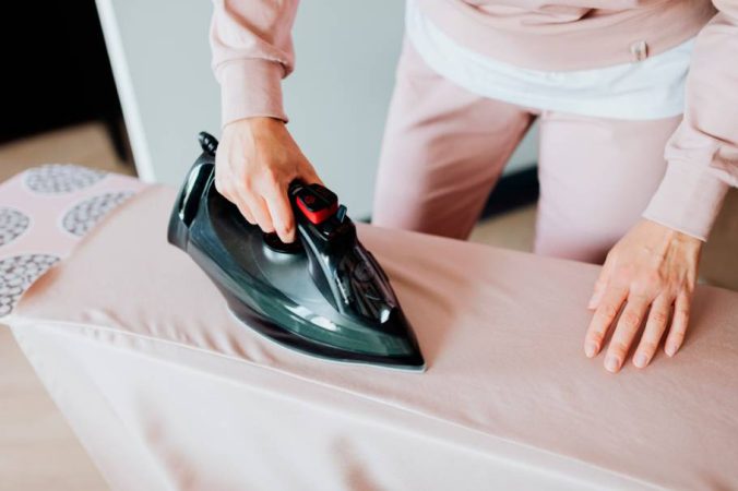 La limpieza de la plancha es importante para tu ropa