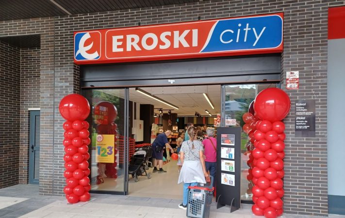 Según la OCU, por comodidad, este es el mejor supermercado para llenar tu cesta de la compra 7 Merca2.es Eroski confunde Sudáfrica con Valencia en la venta de naranjas