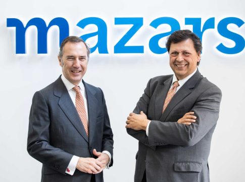 l socio responsable de Legal de Mazars en España, Gastún Durand, y el nuevo asesor de la consultora, Luis Porras.