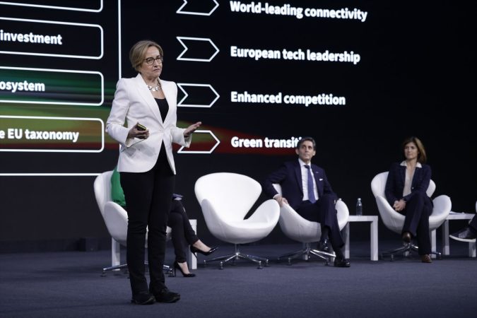 Telefónica se erige en líder de las telecos que señalan el abuso de las tecnológicas 1 Merca2.es Telefónica se erige en líder de las telecos que señalan el abuso de las tecnológicas