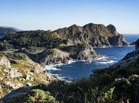 Islas-Cies-en-Galicia-5 Paisajes de otro mundo: los colores ocultos de las Islas Cíes en Galicia