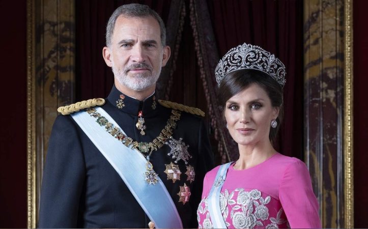 ¿Será verdad que todo es una gran farsa?