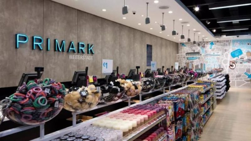 La inversión de 100 millones de euros de Primark en España ya ve la luz 3 Merca2.es Primark tiene las fundas nórdicas que necesitas para estos días que vienen llenos de frío