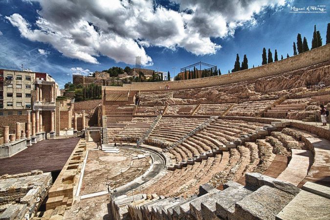 ¿Te gusta viajar en tren? Los destinos europeos que tienes que visitar sí o sí 9 Merca2.es Teatro Romano de Cartagena 4 Merca2.es