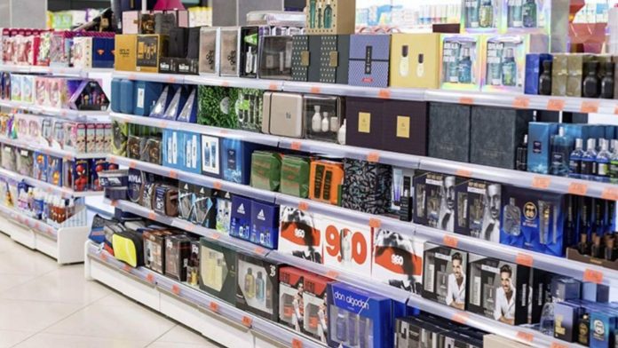 colonias-barata-mercadona-zara-perfumes-caros Mercadona tiene la réplica exacta del perfume 'La Vie Est Belle' de Lancome por menos de 10 euros