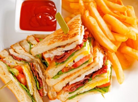 como_preparar_un_sandwich_club_40842_orig