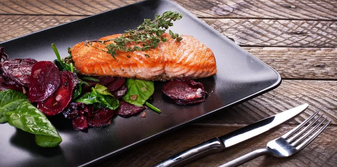 Estos son los beneficios que desconocías de la remolacha 1 Merca2.es UN ARCOÍRIS EN TU MESA: LAS PROPIEDADES CROMÁTICAS DE LA REMOLACHA