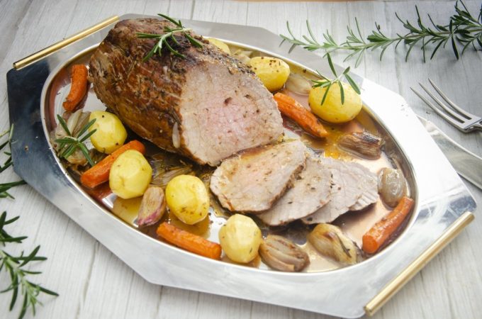 Redondo de ternera al horno: un placer gastronómico para todos los paladares 2 Merca2.es redondo de ternera al horno con patatas Merca2.es