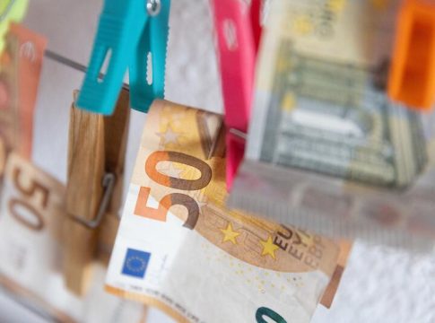 El Tesoro vuelve la próxima semana a los mercados con dos subastas de deudac El Tesoro vuelve la próxima semana a los mercados con dos subastas de deuda