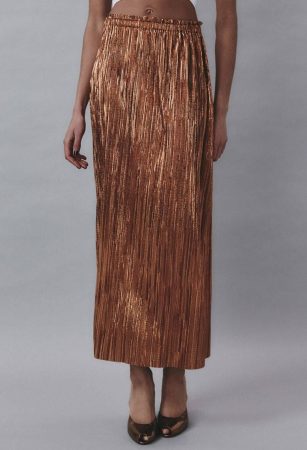 Sfera acaba de sacar su colección de pantalones y faldas fluidas que ya triunfan en El Corte Inglés 2 Merca2.es 2024031510573615115 Merca2.es