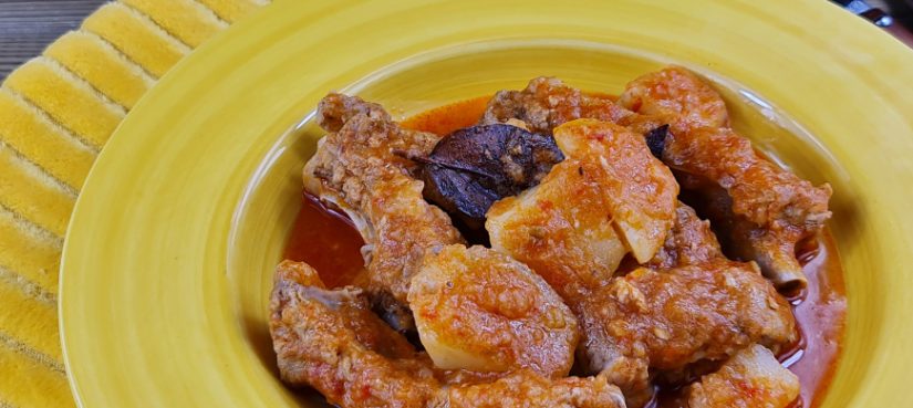 Costilla de cerdo guisada con cerveza y pimientos 4 Merca2.es 955e519761c1b2817043878144d5ef0c Merca2.es