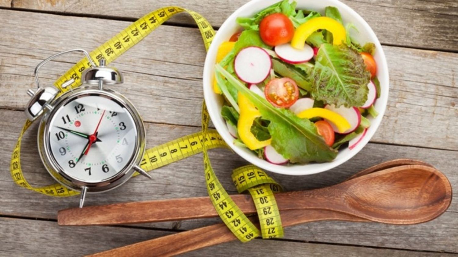 Ayuno intermitente: ¿Es el santo grial de las dietas? ¡Descúbrelo! 3 Merca2.es IMPACTO PSICOLÓGICO DEL AYUNO INTERMITENTE