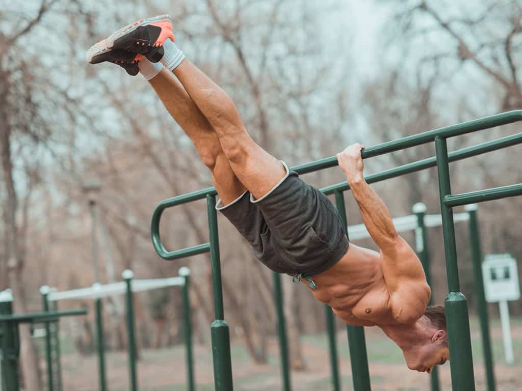 ¿Por qué está tan de moda la calistenia, qué es y para qué sirve? 2 Merca2.es UNA COMUNIDAD GLOBAL QUE INSPIRA