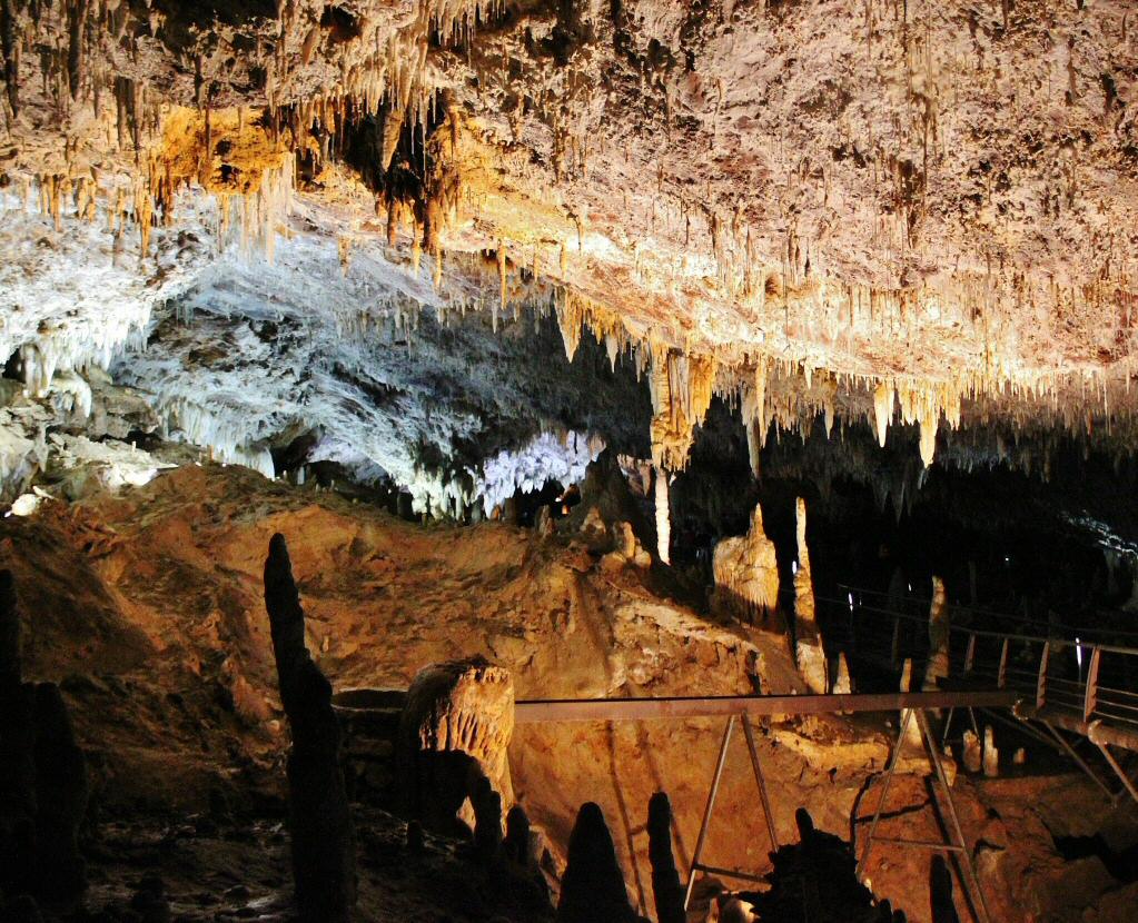 Esta es la cueva termal más bonita de España y está en Picos de Europa 5 Merca2.es ASPECTOS CULTURALES E HISTÓRICOS