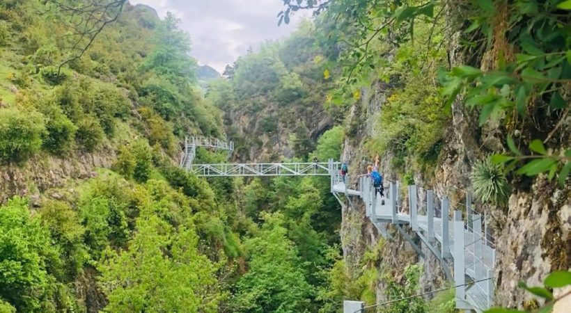 Explora el segundo tramo del Sendero de Pasarelas de Panticosa