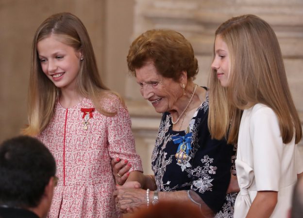 Una postura que, según EnBlau, busca moldear el carácter de sus hijas