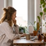 Pilar Martínez, 45 años: “Cuando las cuotas de los autónomos suban, mi taller puede dejar de ser viable”