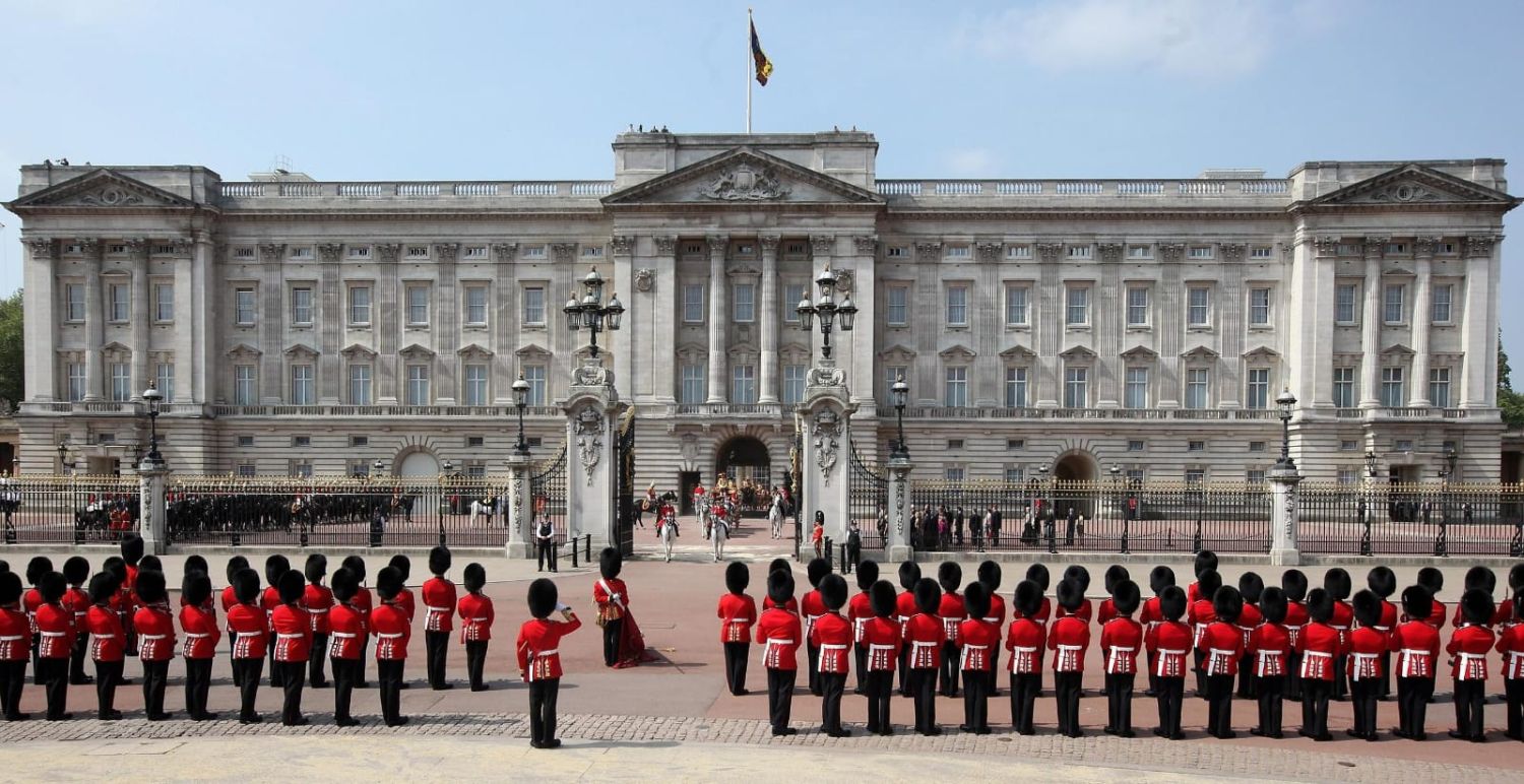 Palacio-Buckingham-jpg