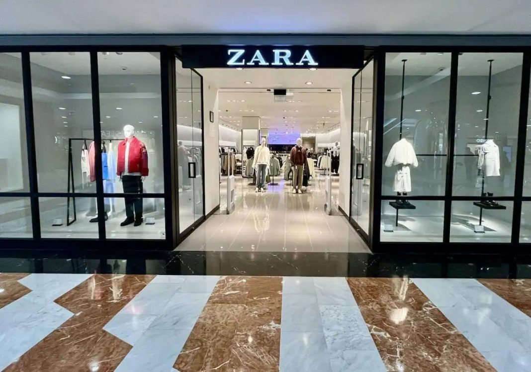 Zara se apunta a la moda de esta primavera con esta colección de jerséis sin hombros