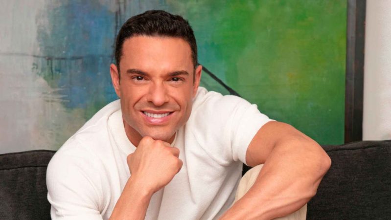 Antonio Rossi da una información sobre Isabel Pantoja que deja a todos sin aliento 11 Merca2.es antonio rossi presentador Merca2.es