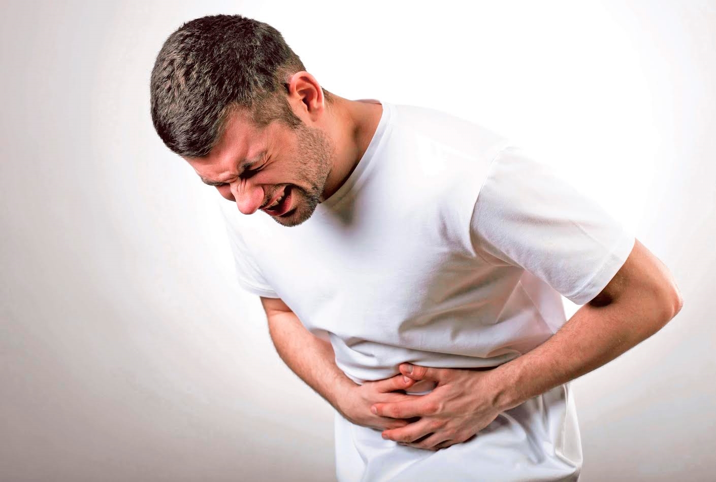 ¿Sabrías identificar si sufres apendicitis? 1 Merca2.es APENDICITIS: SÍNTOMAS INICIALES