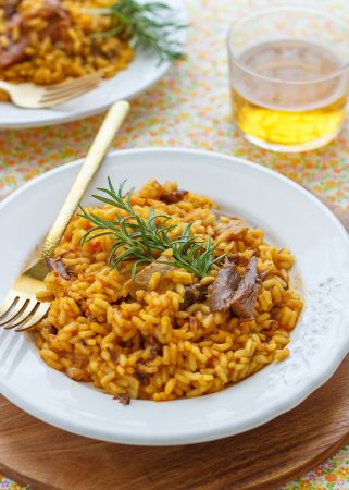 Receta de arroz con secreto ibérico y boletus: ¡Un Festín de Sabores! 3 Merca2.es arroz con secreto iberico y setas Merca2.es