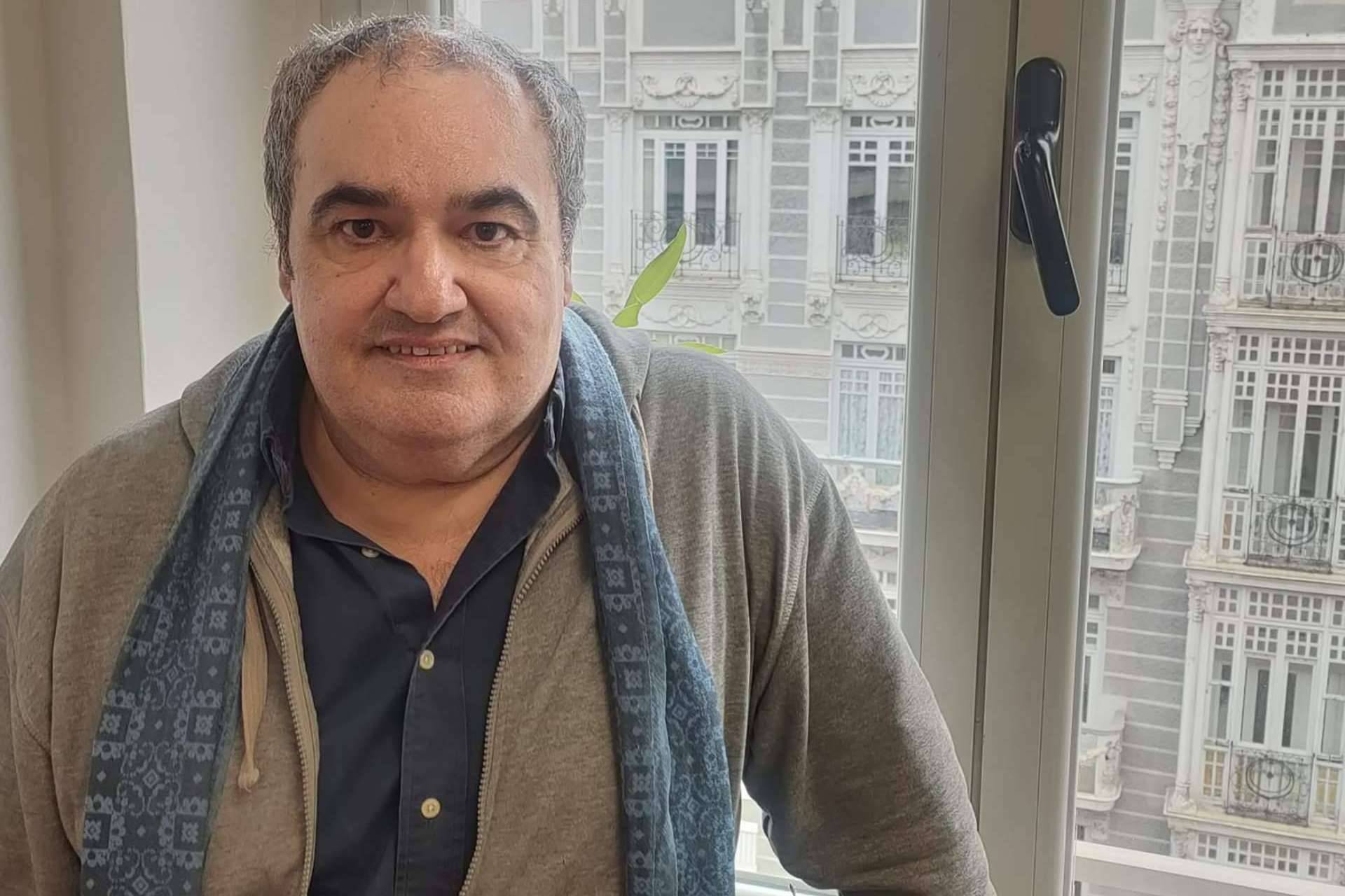 Tomás Pérez Ureña invita al lector a reflexionar sobre el paso del tiempo en su obra novel ‘Lola la Chula’