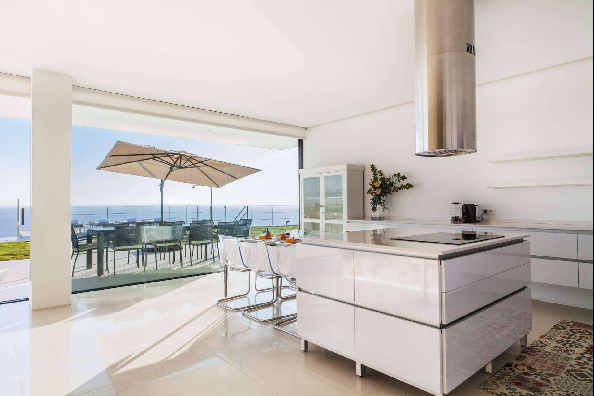 Villa Alkaram es una villa de lujo perfecta para disfrutar de una escapada inolvidable en Zahara de los Atunes