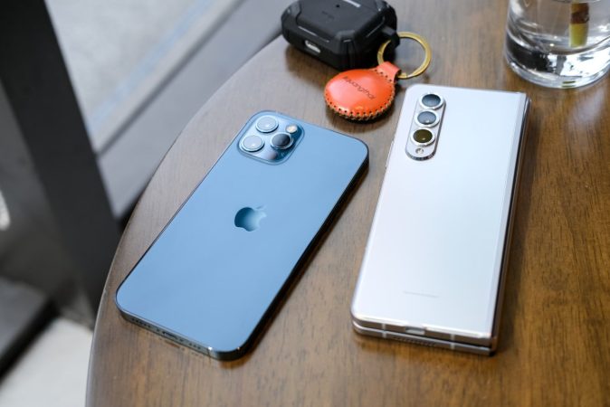 iphone vs samsung Merca2