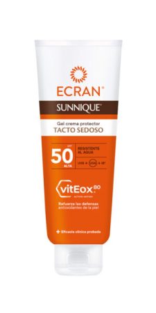480627 Ecran Sunnique Gel Crema SPF50 250ml 300x600 1 Merca2.es