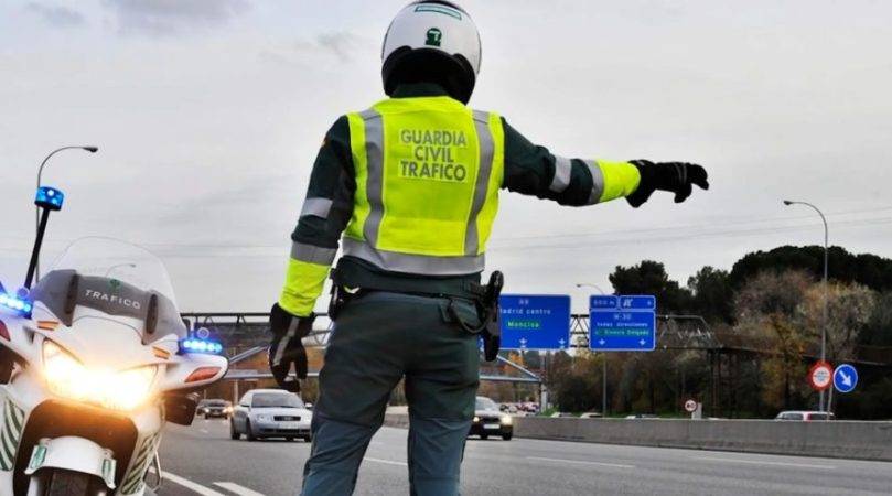 Asi seran los controles de carretera de la Guardia Civil a partir de ahora 7 Merca2.es