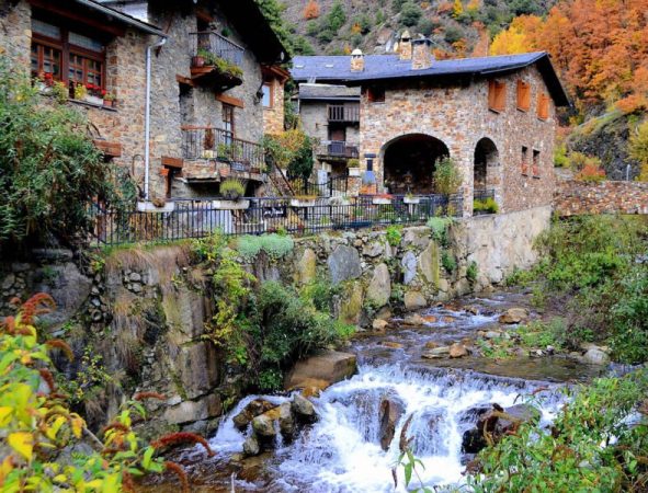 Planifica tu viaje a Llivia