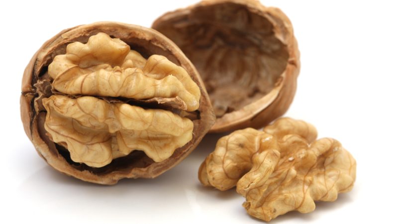 Melatonina: La producción natural disminuye con la edad