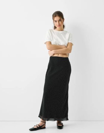 Falda larga chifón lunares de Bershka