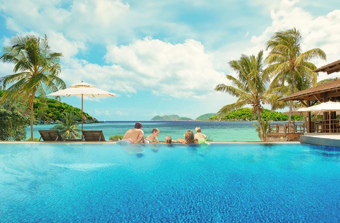 ¿Quieres desconectar del trabajo en vacaciones? Si tienes móvil Android, haz esto 17 Merca2.es Hotel Familia vacaciones de verano Merca2.es