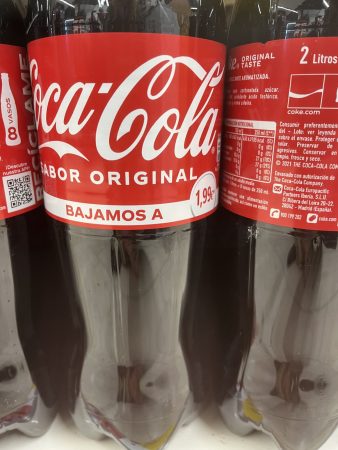 Coca-Cola mantiene su hoja de ruta pese al aumento de los costes: qué significa para los consumidores 1 Merca2 Coca-Cola