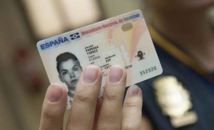 Consejos prácticos de la OCU: cómo enviar tu DNI con seguridad