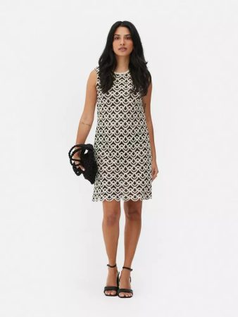 Vestido corto festoneado Sophia de Paula Echevarría