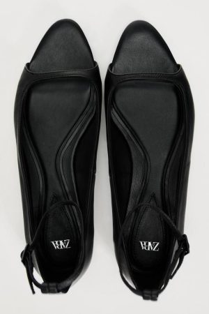 ZAPATO PLANO PUNTERA ABIERTA