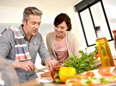 alimentos 5 alimentos que sí debes comer a partir de los 40 años